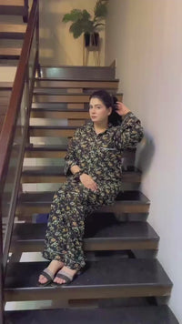 Cattitude 🍂 Linen